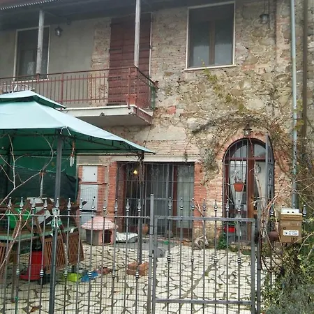 Podere S Eustachio Vakantiehuis *